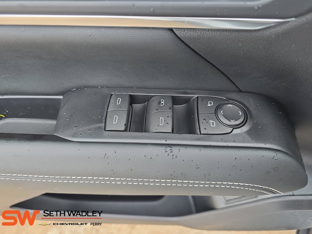 New 2027 GMC Terrain Elevation w/ Elevation Premium Package FWD image 29
