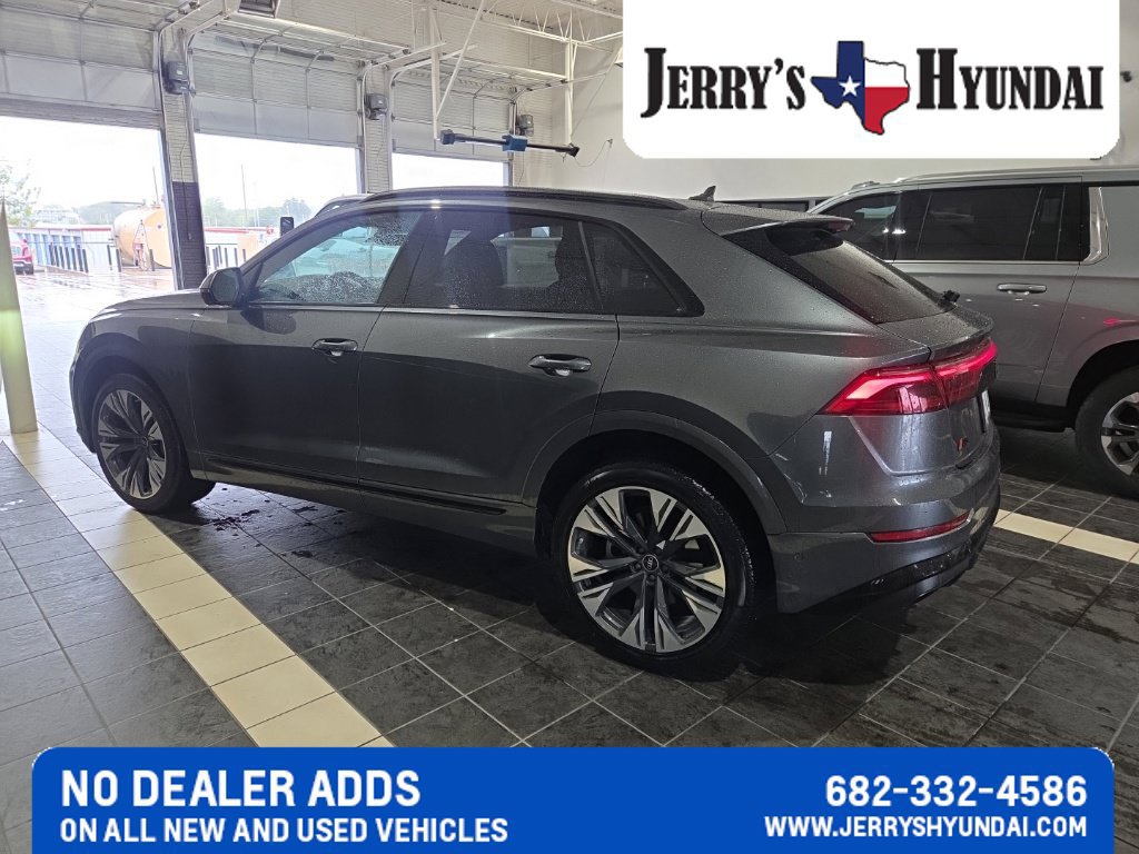 Used 2025 Audi Q8 Premium Plus AWD/4WD image 6