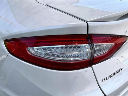 Used 2014 Ford Fusion Titanium FWD image 28