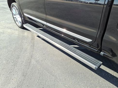 Used 2024 Chevrolet Silverado 1500 High Country AWD/4WD image 18