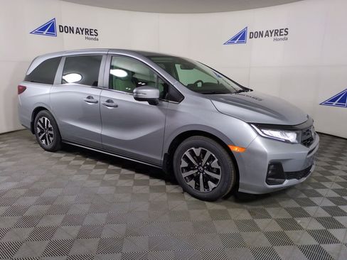 New 2026 Honda Odyssey EX-L image 7