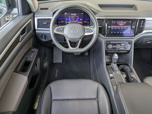 Used 2022 Volkswagen Atlas SE FWD image 18