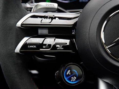 Used 2025 Mercedes-Benz C 43 AMG 4MATIC Sedan image 24