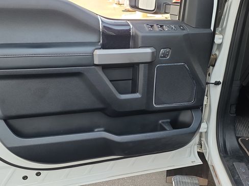 Used 2020 Ford F450 Platinum w/ FX4 Off-Road Package image 13