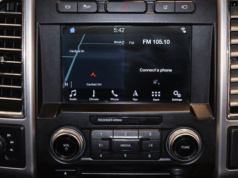 Used 2017 Ford F250 Platinum w/ Platinum Ultimate Package image 32