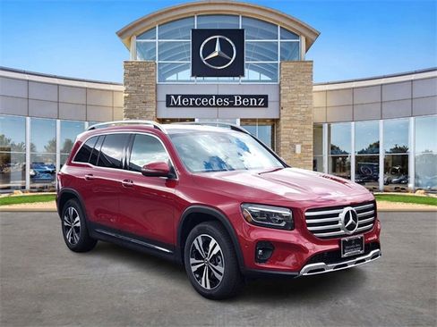 New 2026 Mercedes-Benz GLB 250 4MATIC image 6