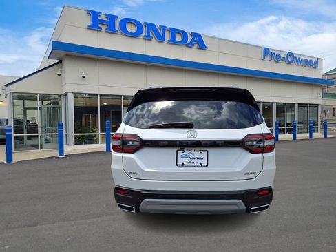 Used 2023 Honda Pilot Elite image 5