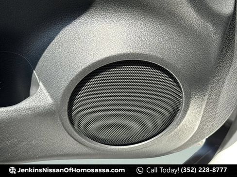 Used 2019 Nissan Rogue SV FWD image 29