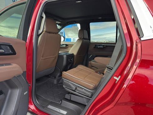 New 2026 Chevrolet Tahoe High Country w/ Sun And Tow Package image 17