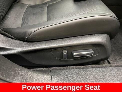 Used 2024 Honda Accord Sport image 11