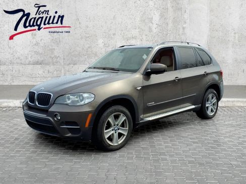 Used 2012 BMW X5 xDrive35i image 1
