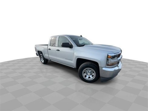 Certified 2017 Chevrolet Silverado 1500 LS w/ Trailering Package image 2