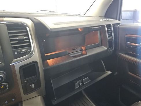 Used 2014 RAM 1500 Laramie w/ Trailer Tow Group image 31