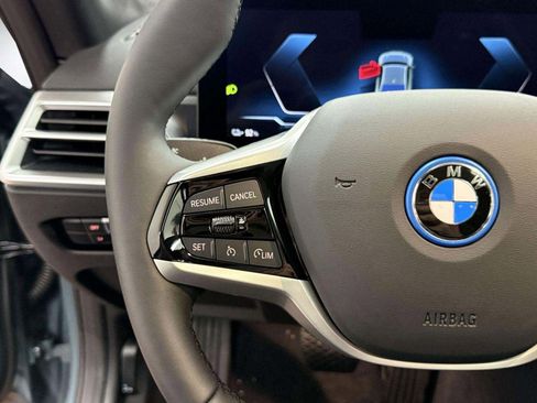 Used 2025 BMW i4 xDrive40i w/ Premium Package image 15