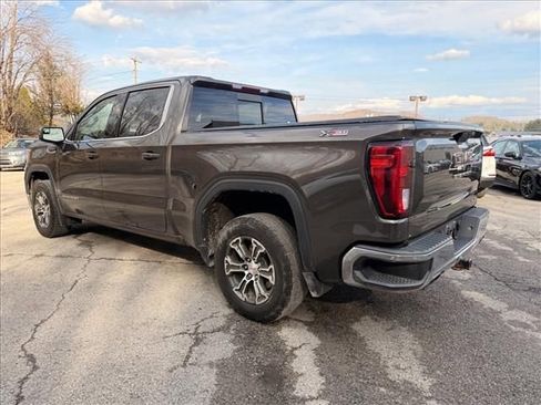Used 2020 GMC Sierra 1500 SLE w/ SLE Value Package image 6