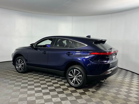 Used 2024 Toyota Venza LE image 10