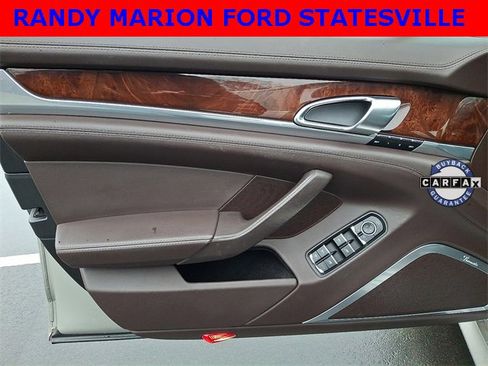 Used 2010 Porsche Panamera Turbo image 12