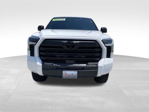 Used 2025 Toyota Tundra SR5 w/ SR5 Premium Package AWD/4WD image 23