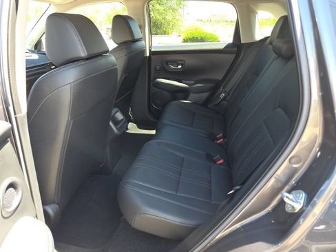 Used 2024 Honda HR-V EX-L image 7