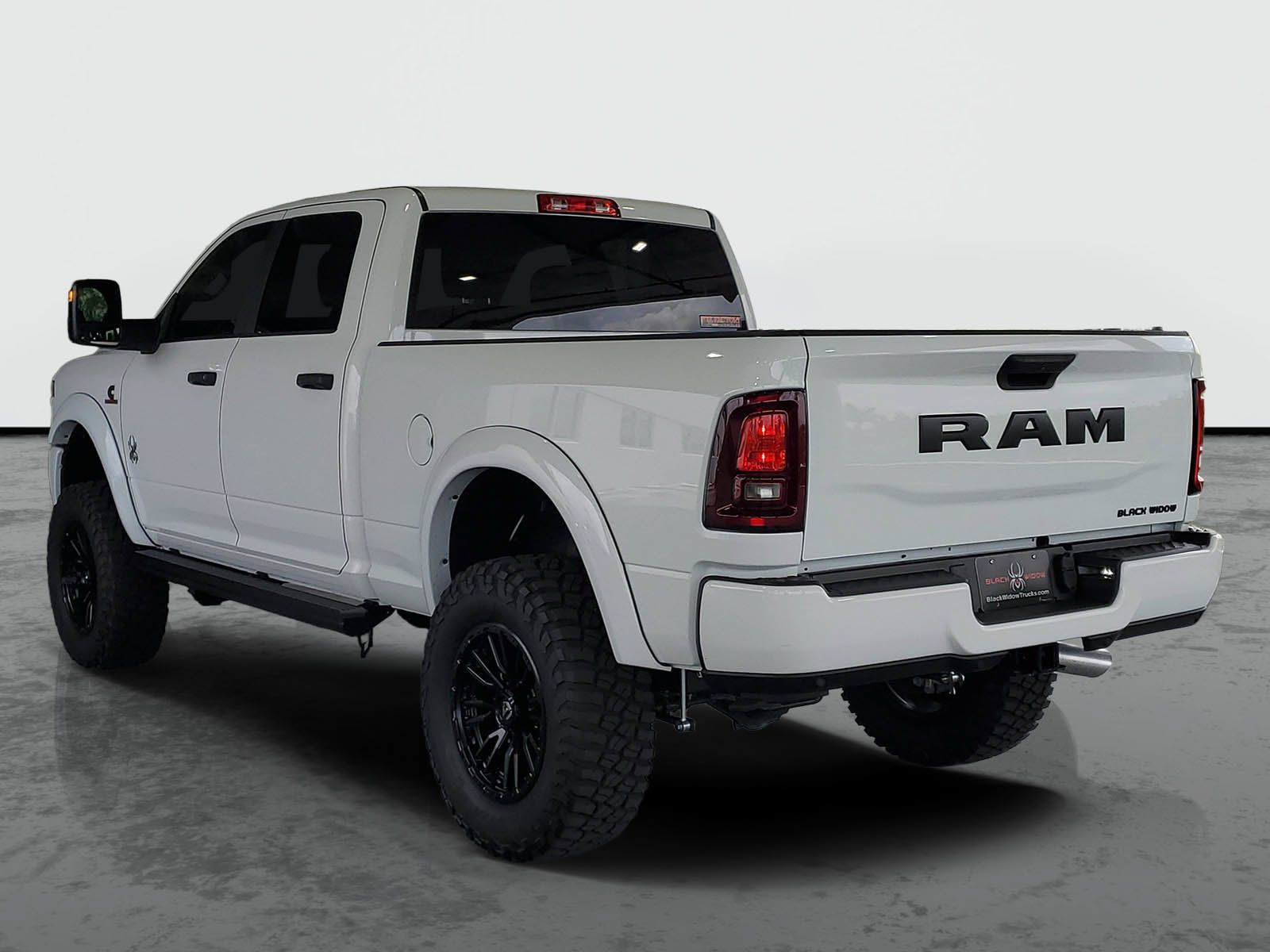 New 2025 RAM 2500 Big Horn AWD/4WD image 3