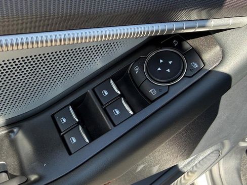 Used 2025 Ford Explorer ST AWD/4WD image 18