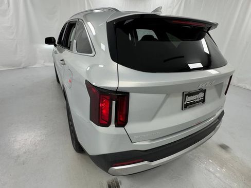 New 2026 Kia Sorento S AWD/4WD image 5