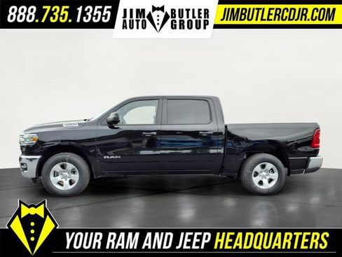 New 2026 RAM 1500 4x4 Crew Cab image 2