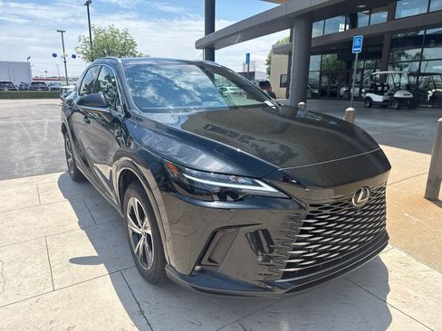 Used 2025 Lexus RX 350 Premium w/ Accessory Package (Z1) FWD image 2