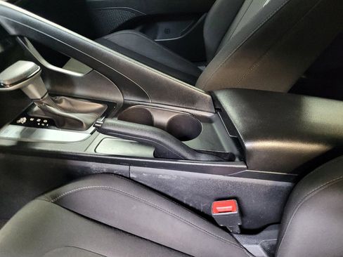 Used 2022 Hyundai Elantra SEL FWD image 26