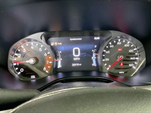 Used 2025 Jeep Compass Sport image 18