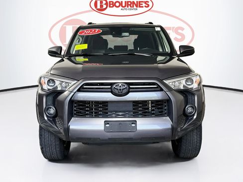 Used 2023 Toyota 4Runner SR5 AWD/4WD image 4
