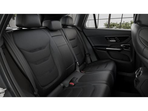 New 2025 Mercedes-Benz GLC 63 AMG S image 4