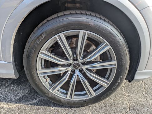 Used 2021 Audi SQ8 Prestige w/ Prestige Package image 12