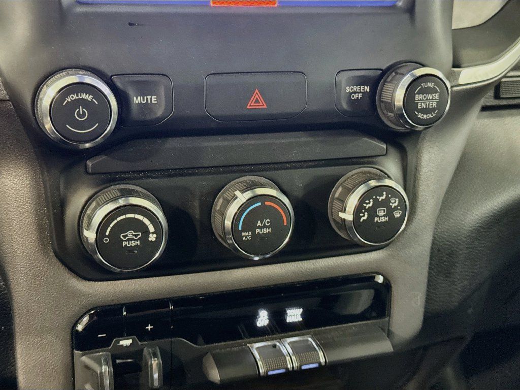 Used 2024 RAM 2500 Big Horn w/ Bed Utility Group AWD/4WD image 17