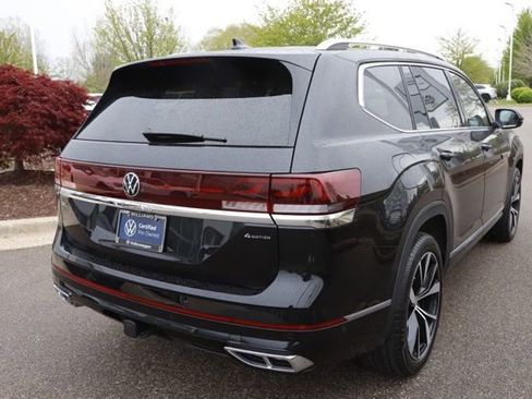 Used 2026 Volkswagen Atlas SEL Premium R-Line AWD/4WD image 3