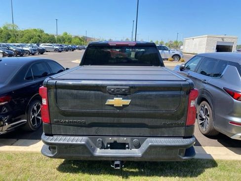 Used 2023 Chevrolet Silverado 1500 Custom RWD image 4