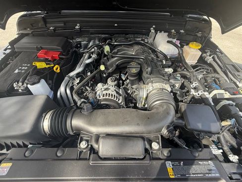 Certified 2025 Jeep Gladiator Rubicon w/ Safety Group image 33