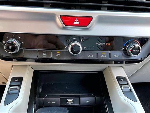 Used 2020 Kia Telluride S FWD image 25