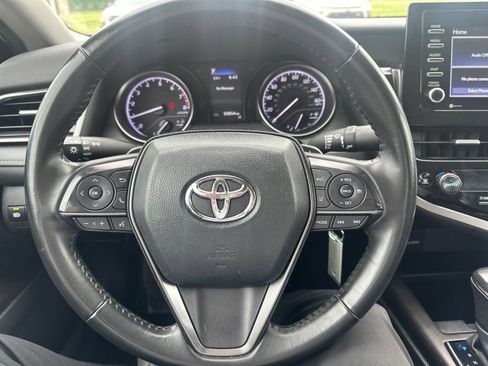 Used 2024 Toyota Camry SE FWD image 12