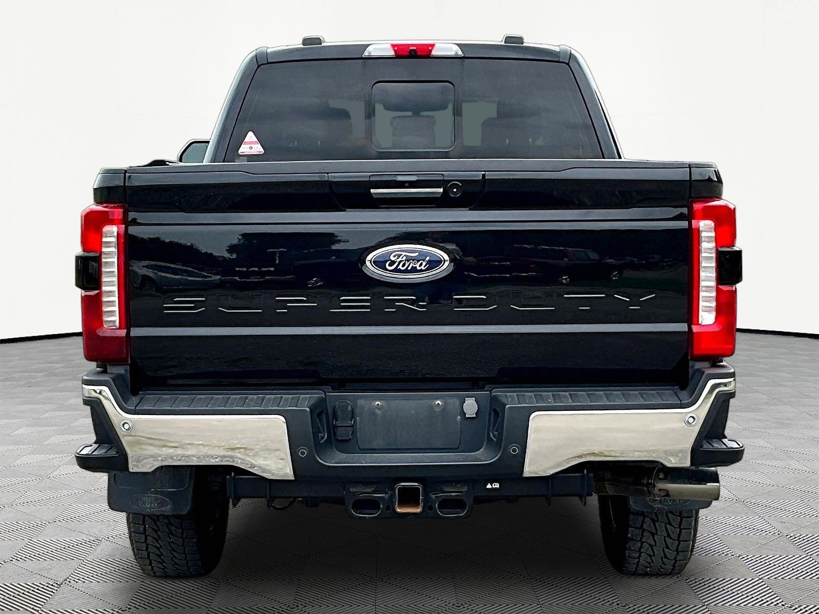 Used 2023 Ford F350 Lariat w/ Lariat Ultimate Package AWD/4WD image 5