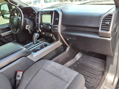 Used 2018 Ford F150 XLT w/ Equipment Group 302A Luxury image 12