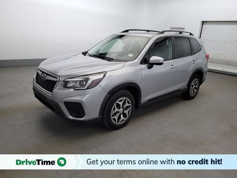 Used 2019 Subaru Forester Premium w/ All-Weather Package AWD/4WD image 1