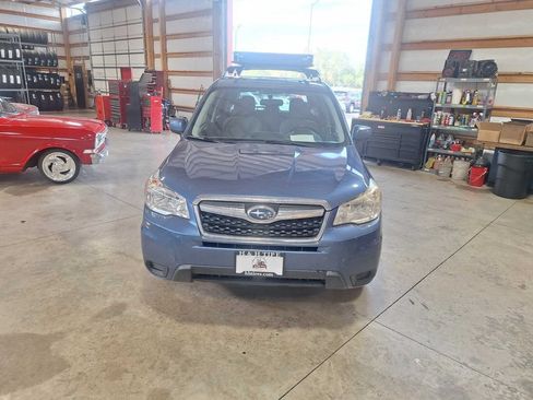Used 2015 Subaru Forester 2.5i Premium w/ All-Weather Package AWD/4WD image 11