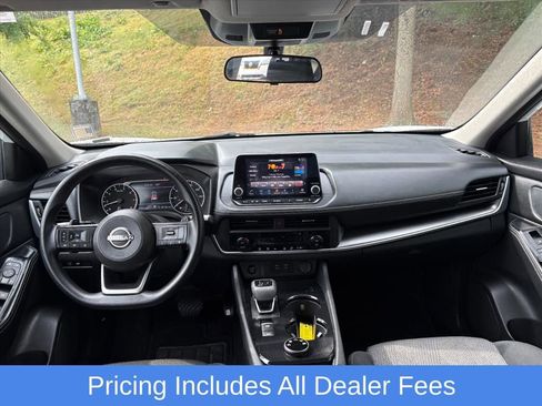 Used 2024 Nissan Rogue SV AWD/4WD image 9