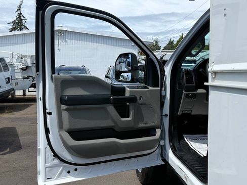 Used 2019 Ford F450 XL w/ XL Value Package RWD image 32