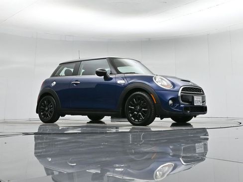 Used 2015 MINI Cooper S image 3
