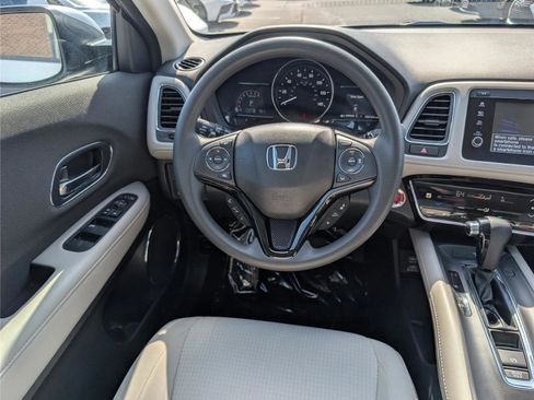 Used 2020 Honda HR-V EX image 16