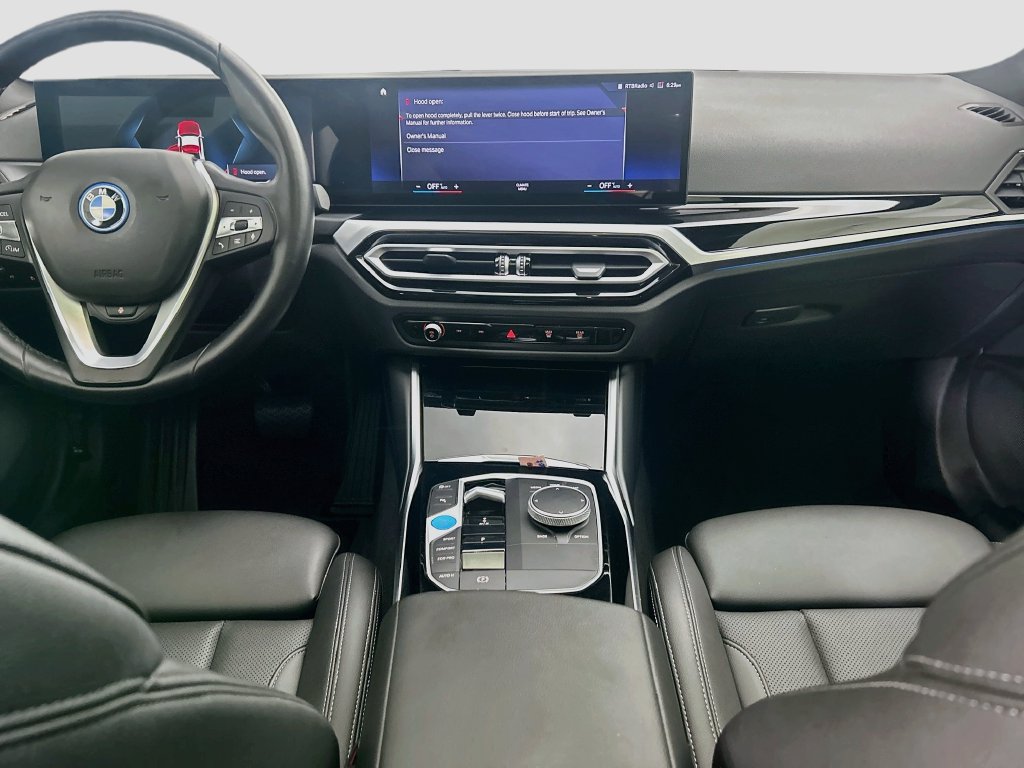 Used 2023 BMW i4 eDrive40 w/ Premium Package RWD image 13