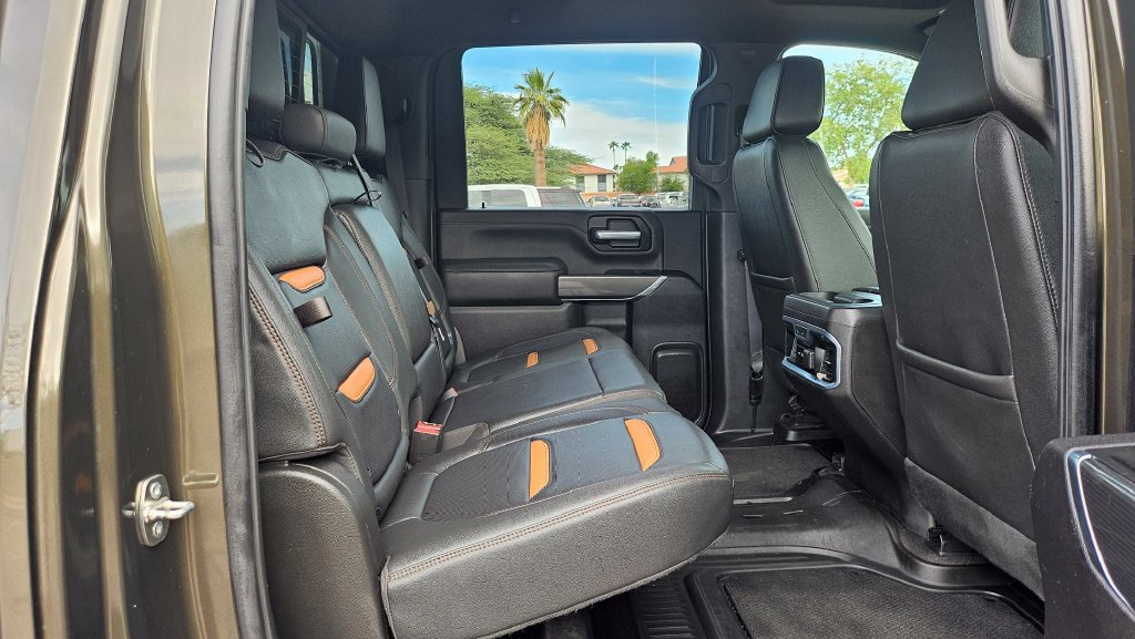 Used 2022 GMC Sierra 2500 AT4 w/ AT4 Premium Plus Package AWD/4WD image 22