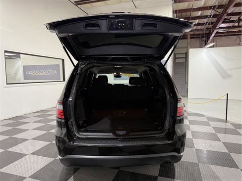 Used 2020 Dodge Durango SXT image 23